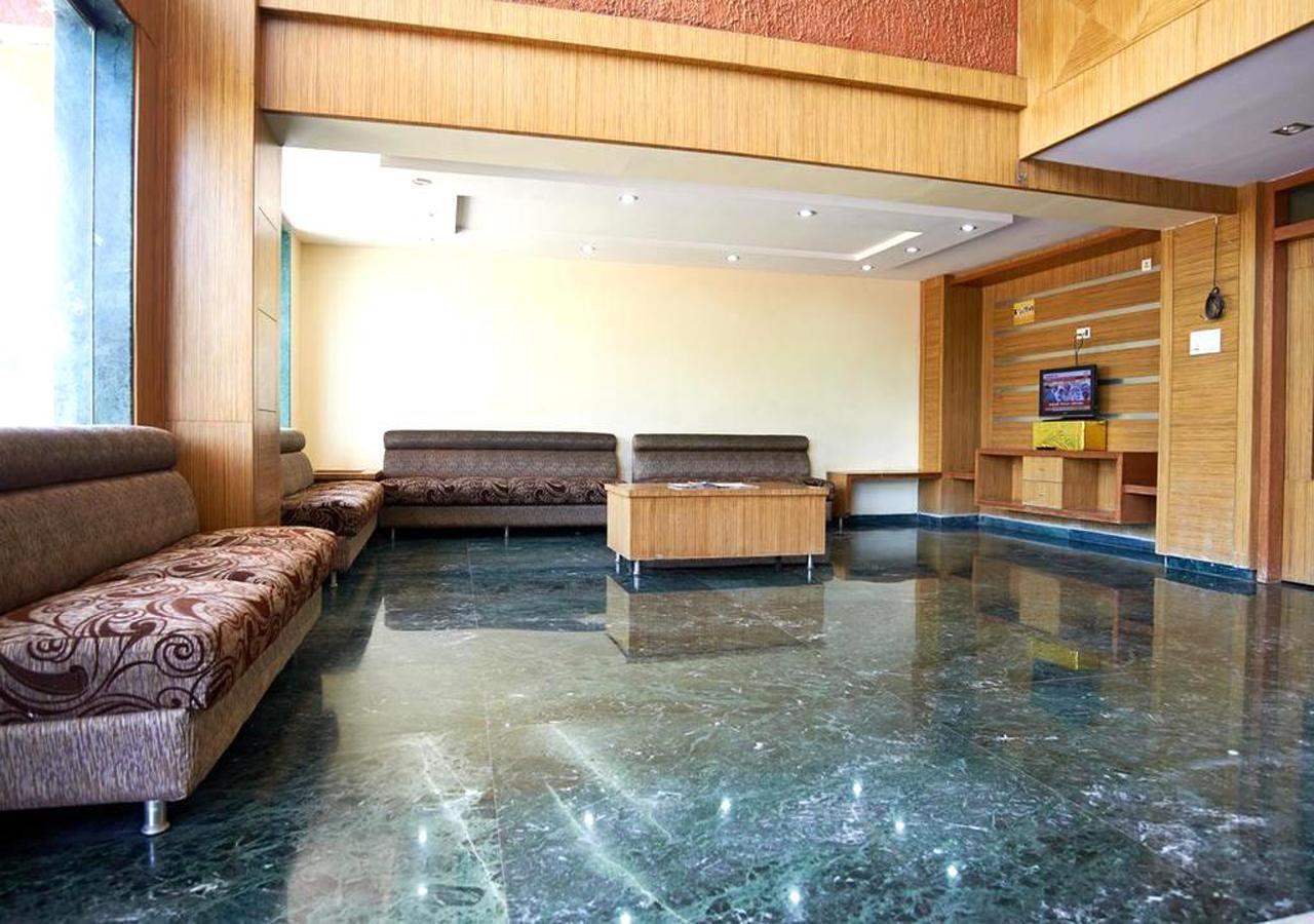 Hotel Three G Shirdi Bagian luar foto